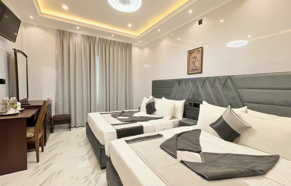 Suisse Residency Budget vs Comfort: How to Decide What Kind of Hotel Stay You Really Need Image